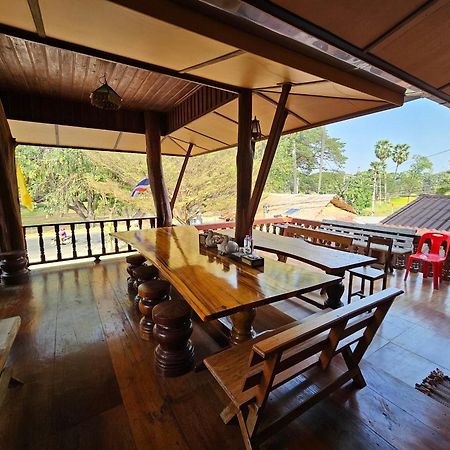 บ้านเรือนไทยมะลิเมืองเก่า Sukhothai Exteriör bild